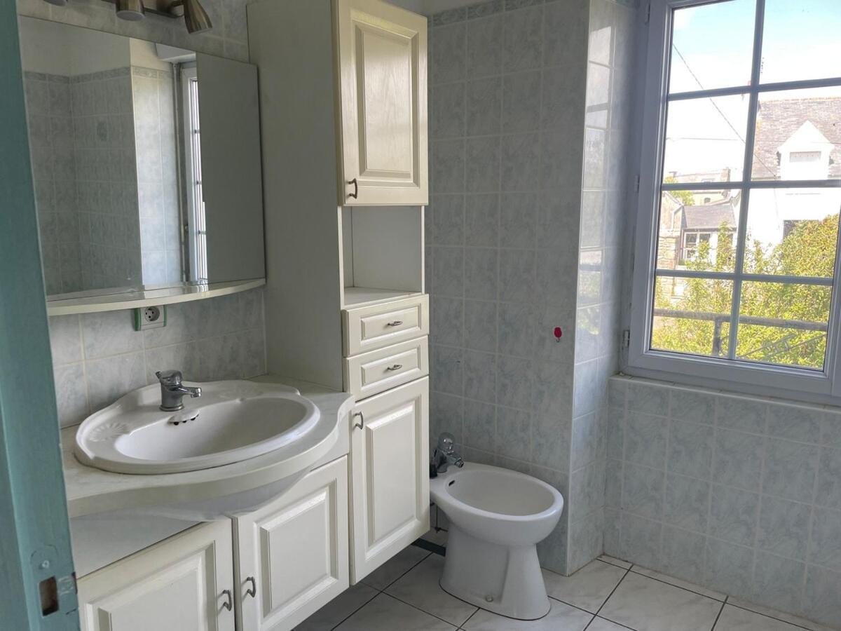 Maison A Lilia Плугерно Экстерьер фото